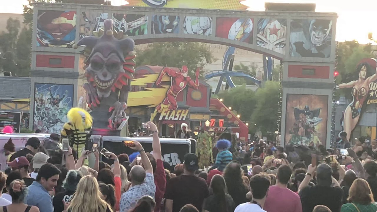 Fright Fest Opening Season 2019 Six Flags Magic Mountain - YouTube
