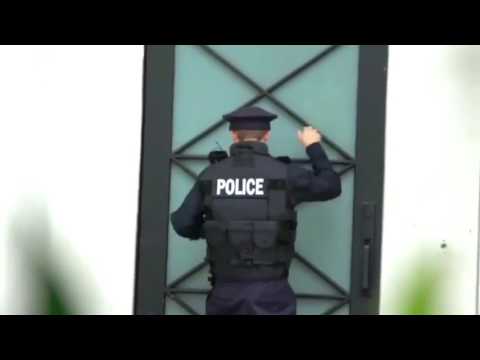 jake-paul-arrest-footage---team10---dramaalert---vine---drama---house---meme---arrested---police