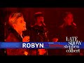 Robyn Performs 'Ever Again'