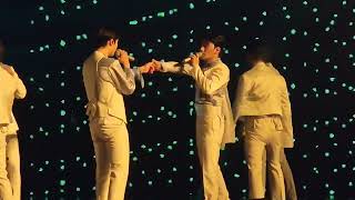 Ateez - Dazzling Light Ateez In Berlin Day 1 230214