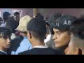 تعرض فتاة لتحر ش جماعي وسط تجم ع شبابي