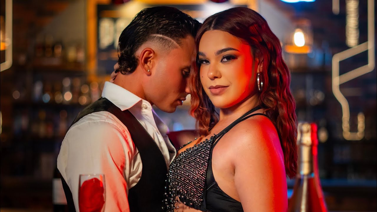 NO DEBO PERO QUIERO (Video Oficial)