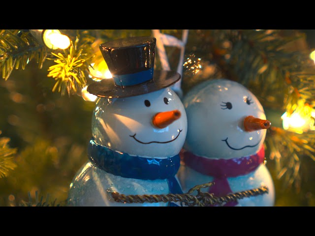 Christmas In 4K HDR | Sony A7III HLG Demo (ULTRA HD) class=