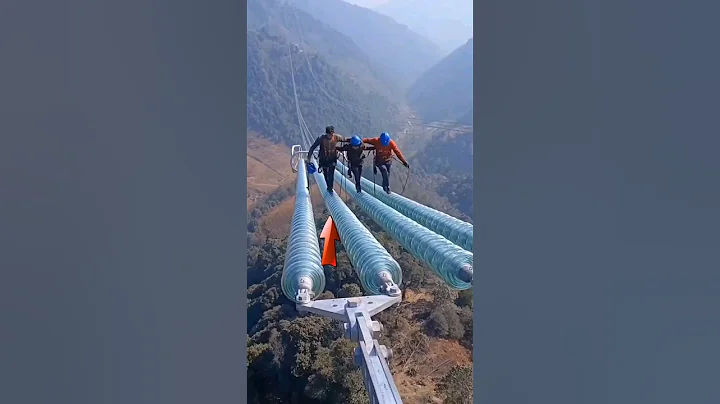 Working on high voltage transmission line