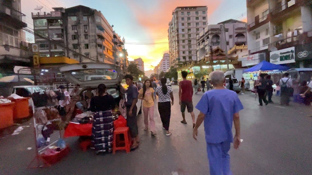 🇲🇲 MYANMAR Weekend Saturday Evening Life in YANGON