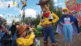 Woody and Bo Peep @Hollywood Studios ( Kiba meeting them for the first time )