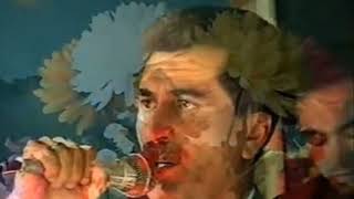 Kamandar İbrahimov - Yine aşk kaynıyor  1995, söz   Neşe Karaböcek , mus Ali Yıldırım Resimi