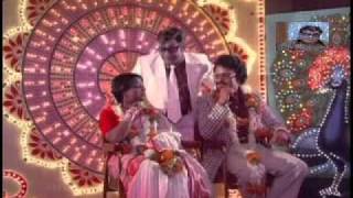 kadavul ninaiththaan mananaal koduththaan... kadavul ninaiththaan mananaal koduththaan...