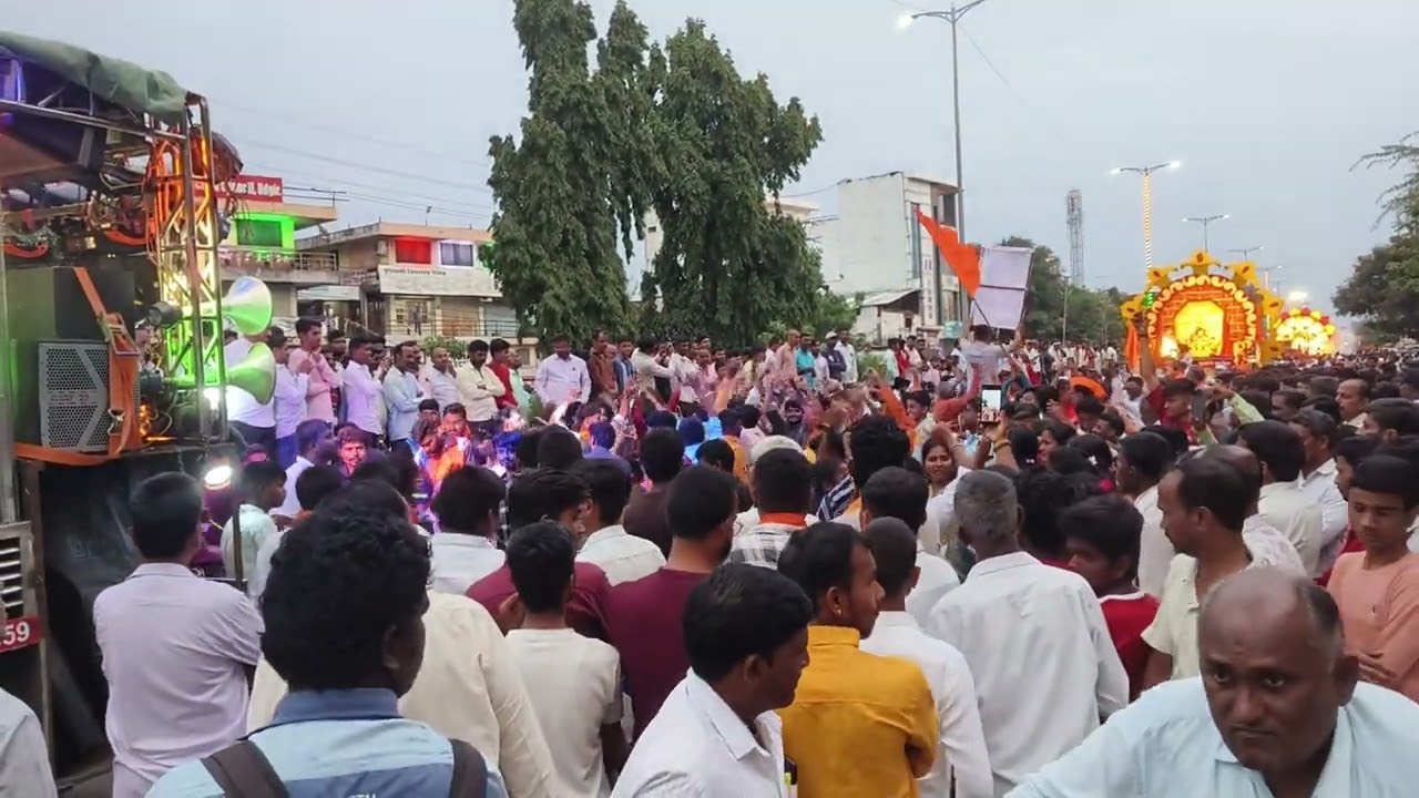 न्यू महाराष्ट्र बेंजो ग्रुप बार्शीकर अरबाज भाई. 9021548559. उदगीर. गणपती विसर्जन. 9. 2. 2025. 🥁🥁🥁