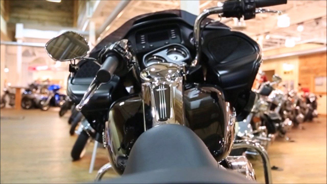 2017 Road Glide Black harley-davidson trikes