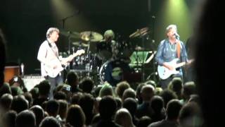 Eric Clapton & Steve Winwood COCAINE  Royal Albert Hall 27/5/2011