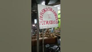 Pada kemana orang..... Kok sepi amat malam ini