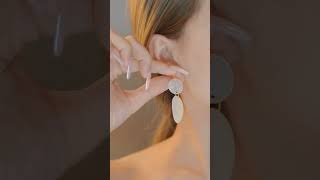 🌊 Shell Drop Earrings