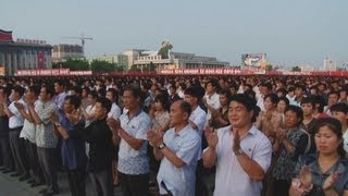 平壌で１０万人集会  「馬息嶺」が政治標語に