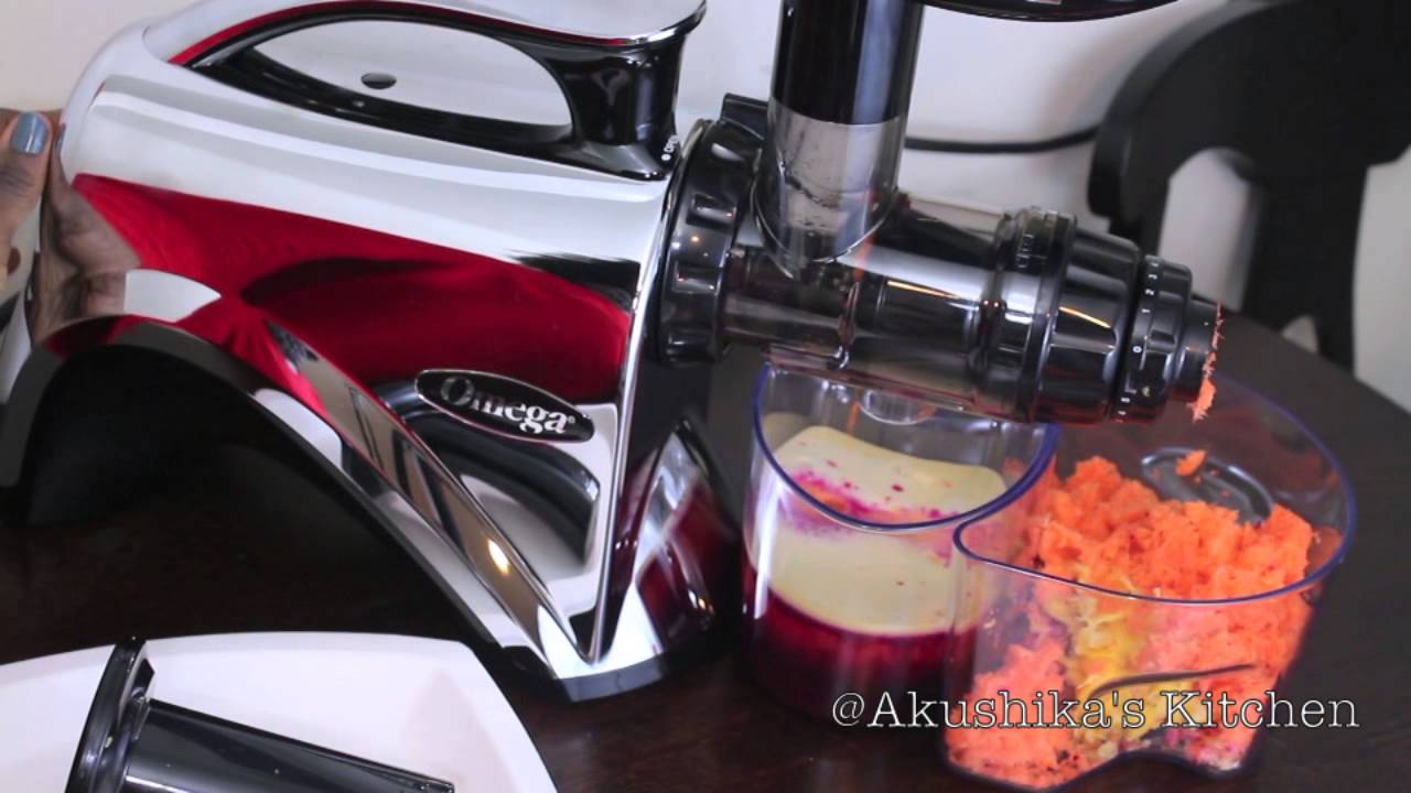 1ST JUICE: USING OMEGA NC900HDC JUICER - YouTube
