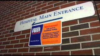 The University of Florida Academic Health Center Receives Smoke-Free Plaques.