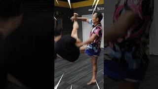 Saenchai Showing How To Sweep From A Leg Catch Muay Thai