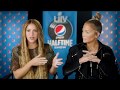 Capture de la vidéo Shakira & Jlo (Performance 2020 Superbowl Halftime Show Interview)