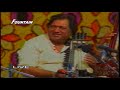 Capture de la vidéo Ustad Sultan Khan (Sarengi) Ustad Zakir Huaaein ( Tabla) Raag - Nat Bhairav