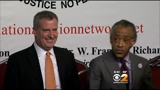 Experts Say De Blasio’s Relationship With Sharpton May Not Be Good Politics
