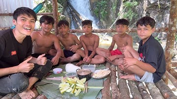 Đưa Team Vào Rừng Hái Măng, Nấu Ăn Dân Dã Giữa Thiên Nhiên