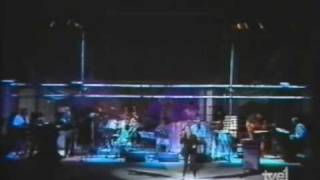 Ana Belén - 'La salida no es por ahí' (directo)
