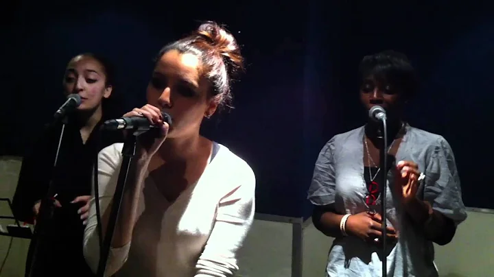 Sarah Riani "ne t'arrtes pas" en Rptitions, piano ...