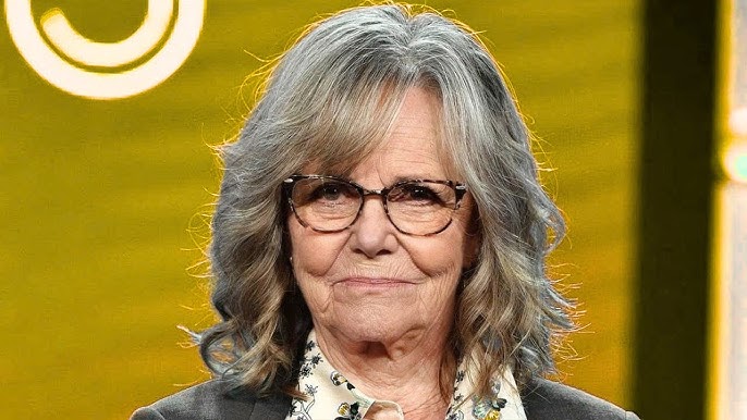 At 78, Sally Field Finally Tells the Truth About Robin Williams - YouTube