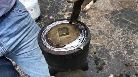 Joining Cast Iron with Oakum and Lead