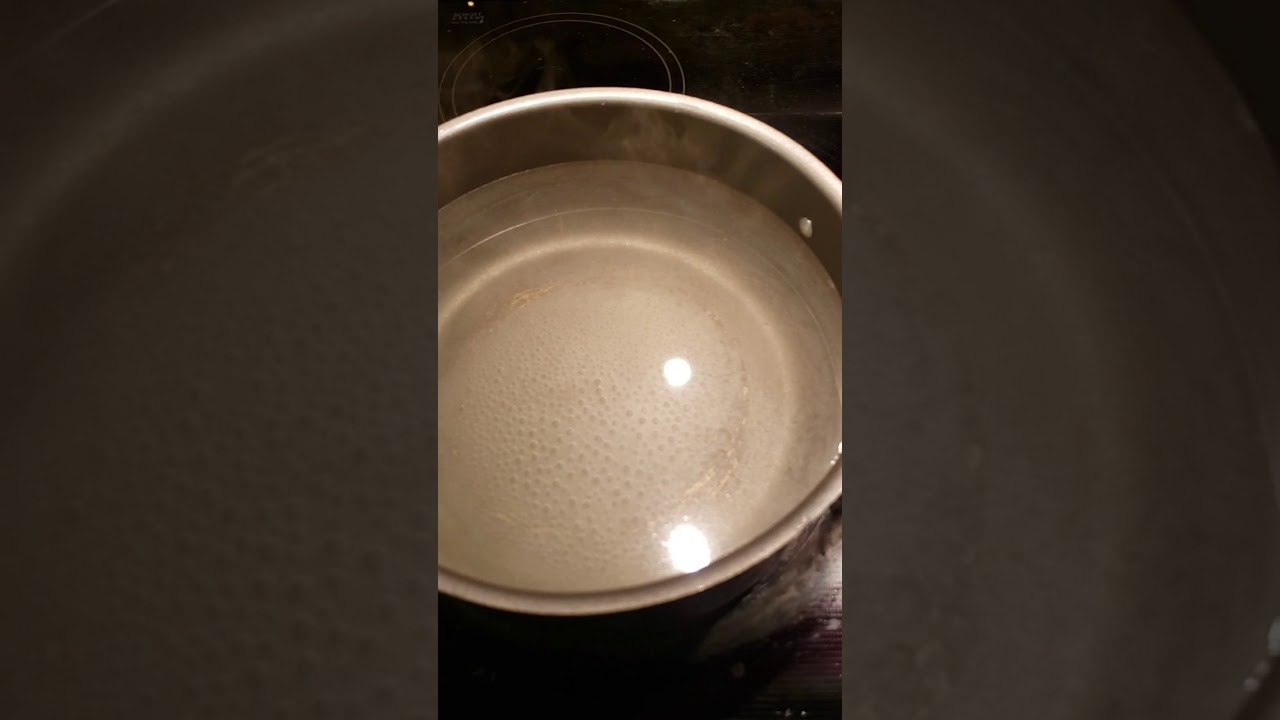 Make Thai Icee or Popcicles Using Thai Bags/Ua Vam Yees Thaib