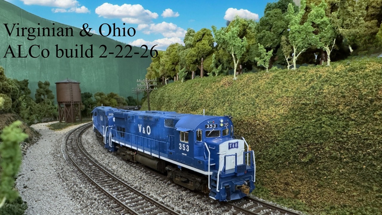 Модель локомотива Virginian & Ohio ALCo C424 в масштабе HO. Постройка 22 февраля 2026 года.