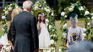 President and first lady visit memorial of deadly mass shooting