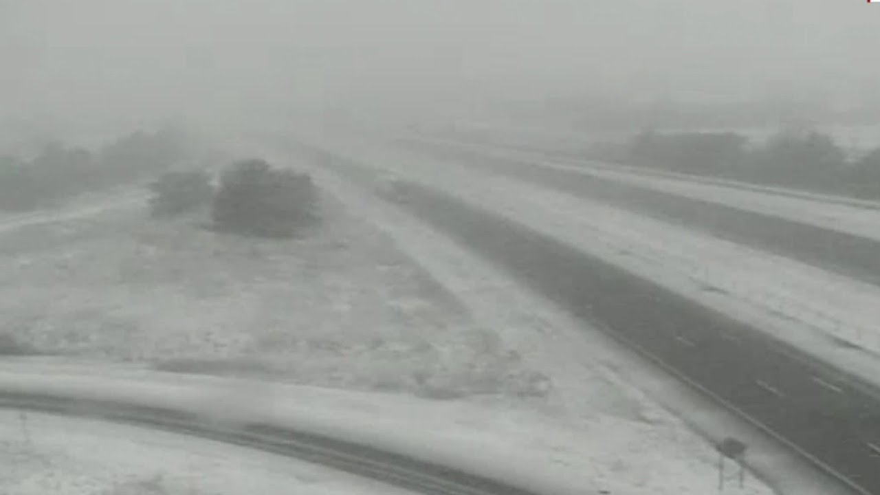 Tracking the winter storm, road conditions in Metro Detroit - YouTube