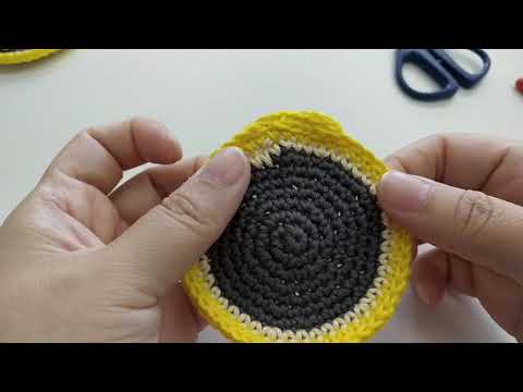 Yellow Ribbon Run Medal Tutorial - Part 7/9 [Top Loop]