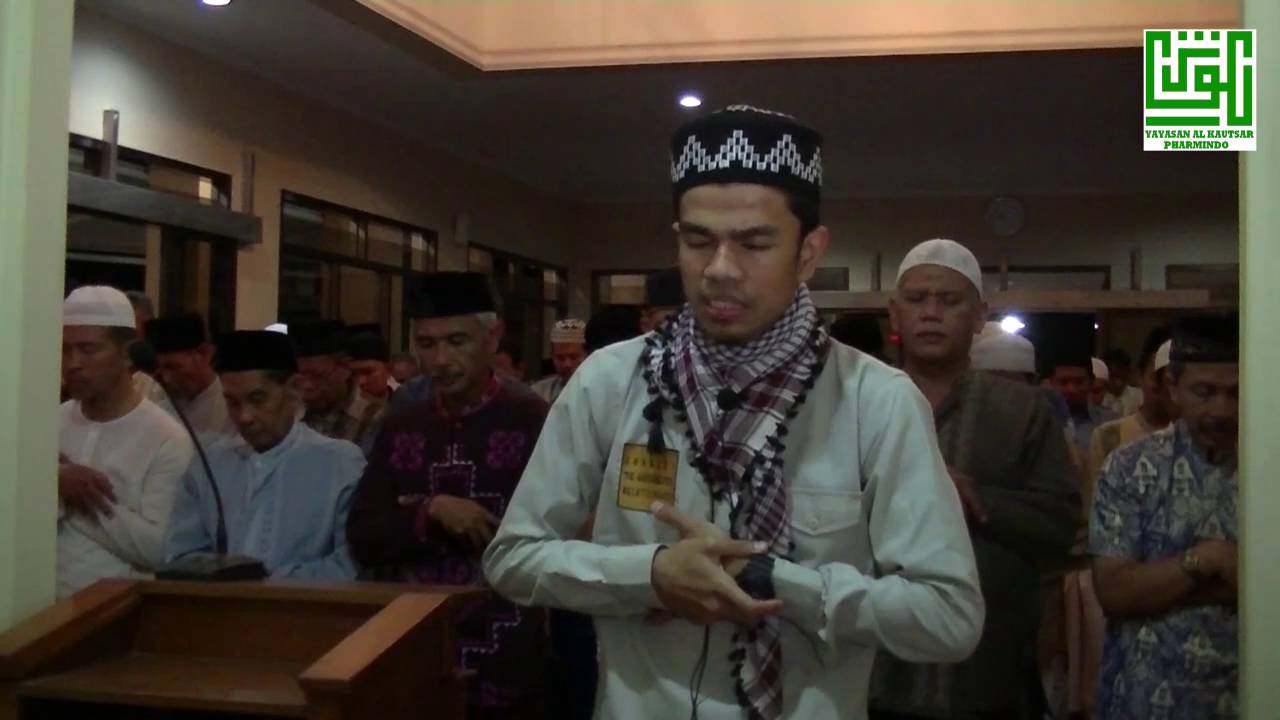 Muzammil Hasballah - Imam Sholat Witr at Masjid Al Kautsar Pharmindo Cimahi [HD]