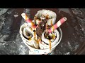 ايس كريم رول ببسكويت الشوكولاتة والمارشملو Ice cream roll with chocolate biscuit and marshmallow