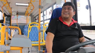 Entrega De Un Nuevo Hd78 Bus Urbano Hyundai