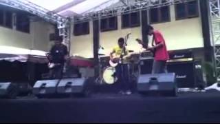 Piccadilly - Vapour Trail (Ride Cover) at Unpas Bandung
