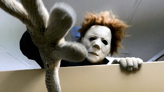 Michael Myers Attacks in the Bathroom: What to do if You Encounter Him