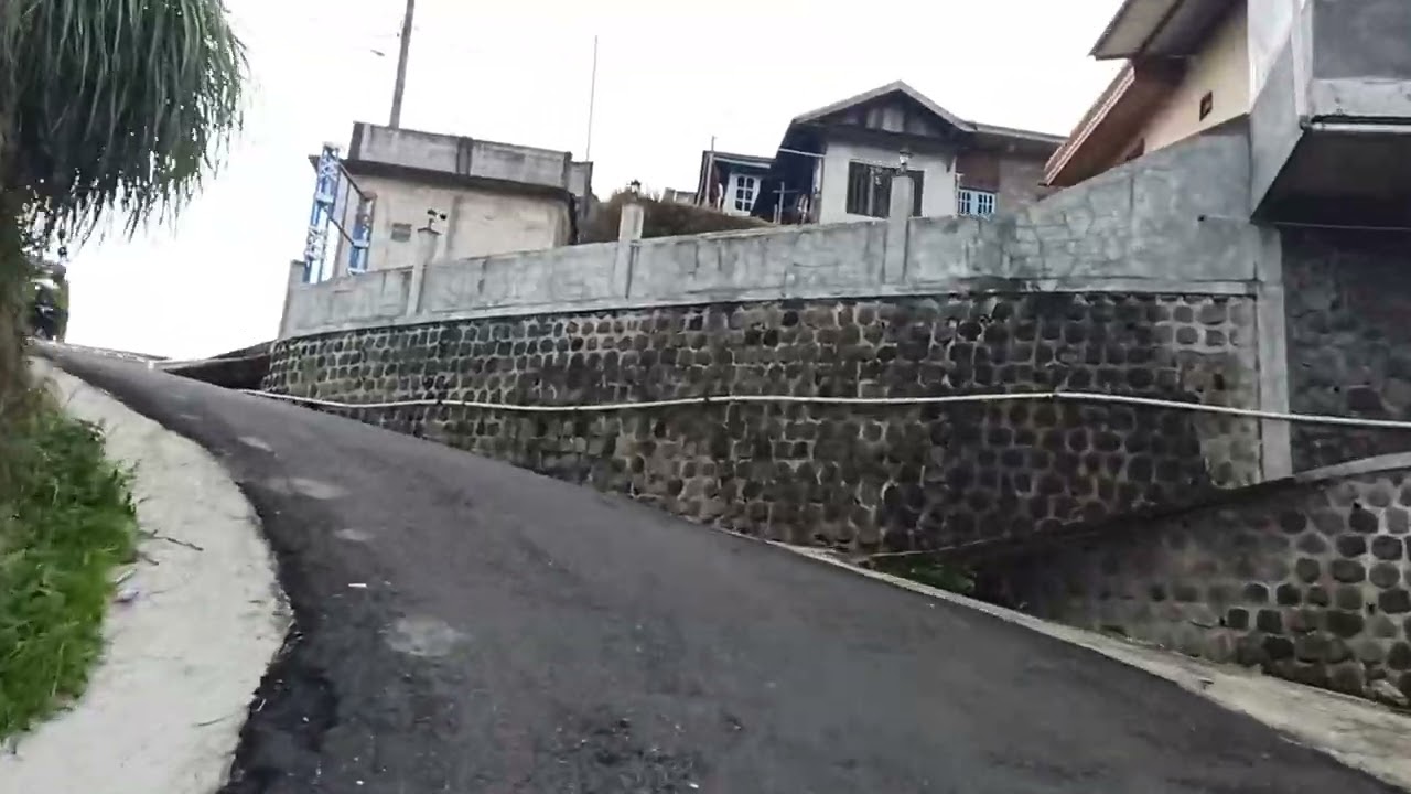 Menyusuri Jalan Lingkar Binangun 