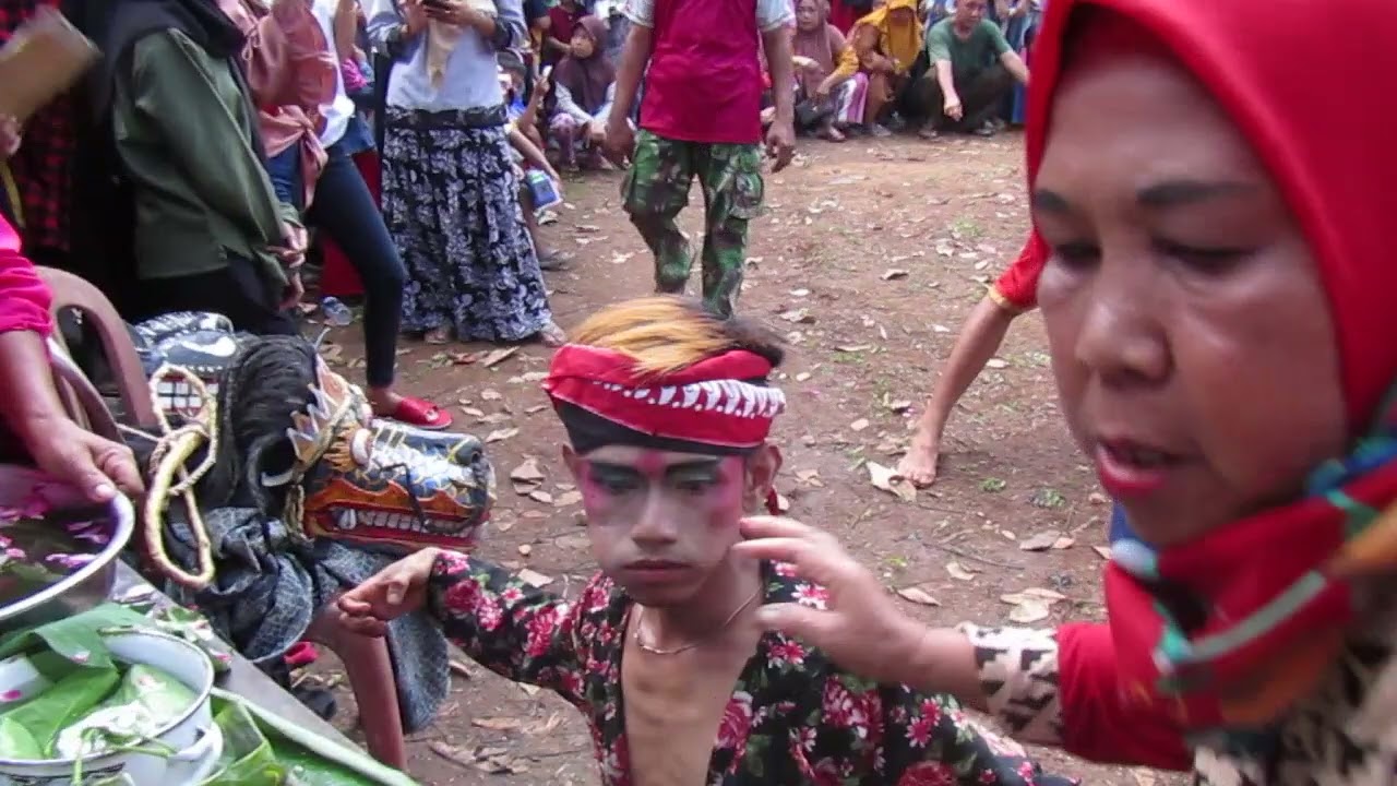 Fans Seni Cs | Sesi  Janturan Mendem Poro Indang Rawuh ebeg Mekar Lestari