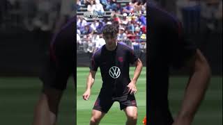 Christian Pulisic and USMNT Trains in Front of 5,000 Fans at California Camp | APT Sports