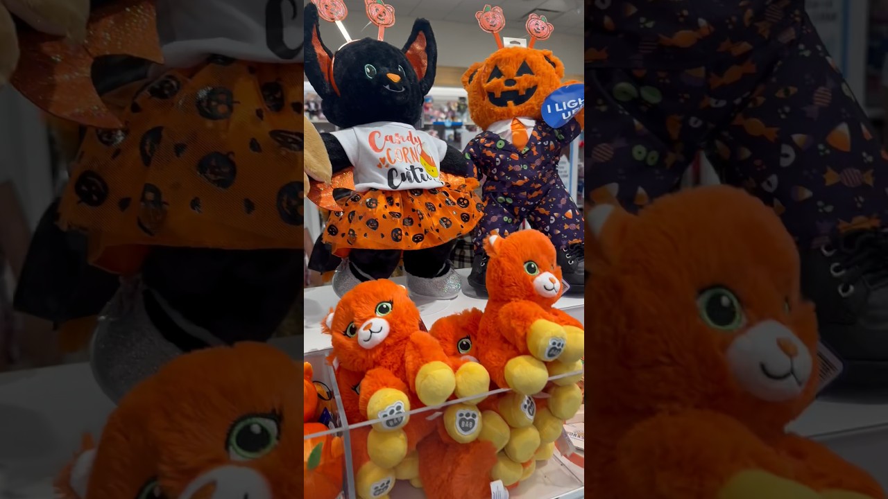 Build-A-Bear Workshop - Happy Halloween! 🕷🎃👻🦇 Check out how