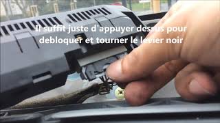 Demonter l&#39;afficheur central de Twingo   Changement d&#39;ampoule