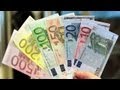 سارقان هنگام فرار صدها هزار یورو پول را در مسیر خود 