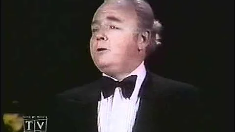 Carroll O'Connor Sings Ending Theme of "All in the Family"!