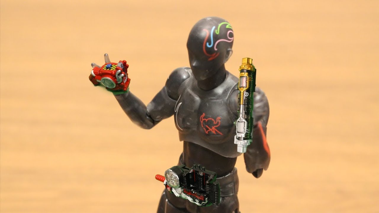 食玩家 仮面ライダービルド ラビットラビットフォーム&タンクタンクフォームへの変身シーンを再現！ストップモーション KAMEN RIDER BUILD RABBIT RABBIT FORM