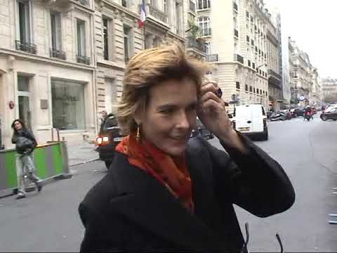 Vídeo: Carole Bouquet: Biografia, Criatividade, Carreira, Vida Pessoal