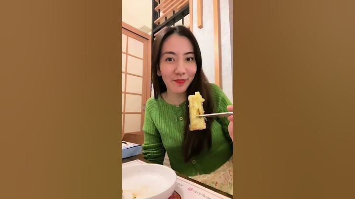 MAKAN KEPITING MENTAH sama Yi Mama Yi Papa #shorts