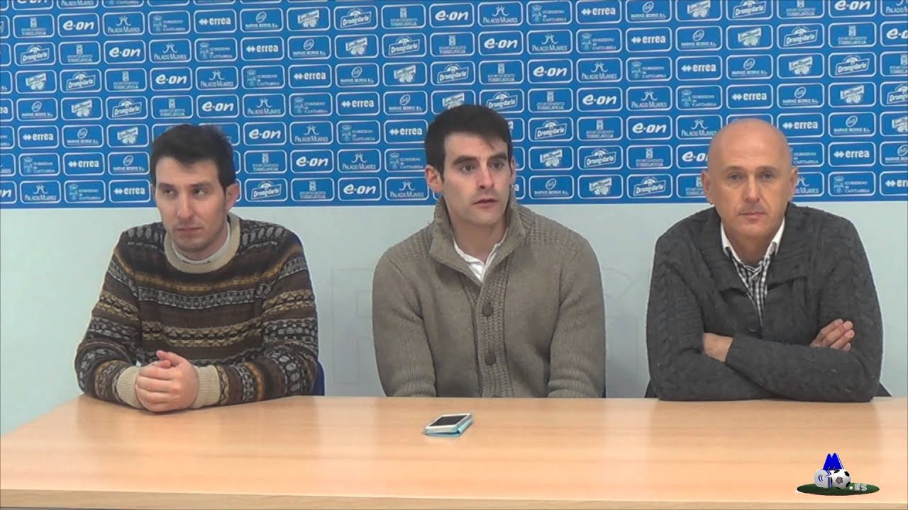 Rueda de prensa de la presentación de Javier Mandaluniz.